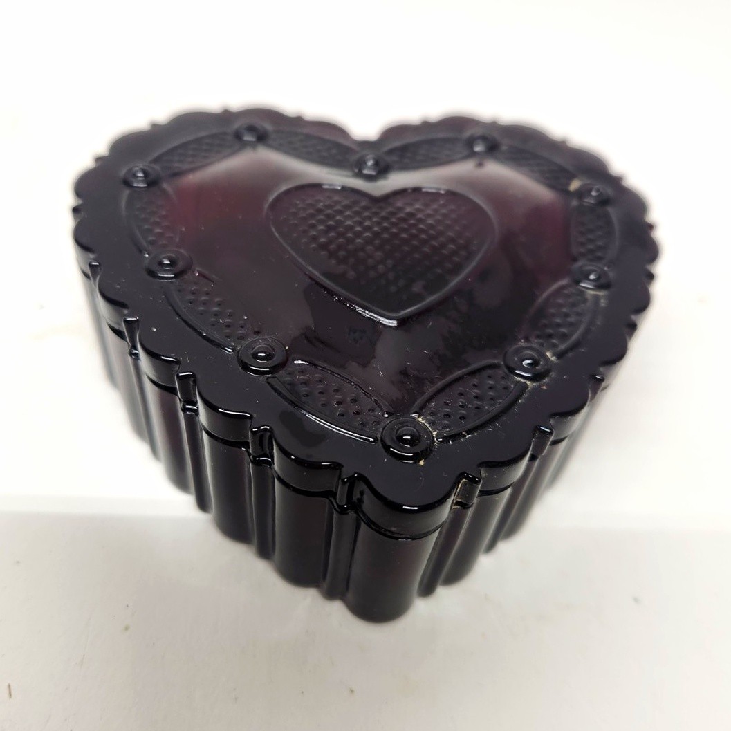 Red Heart-Shaped Decorative Trinket Box w/ Embossed Heart Lid