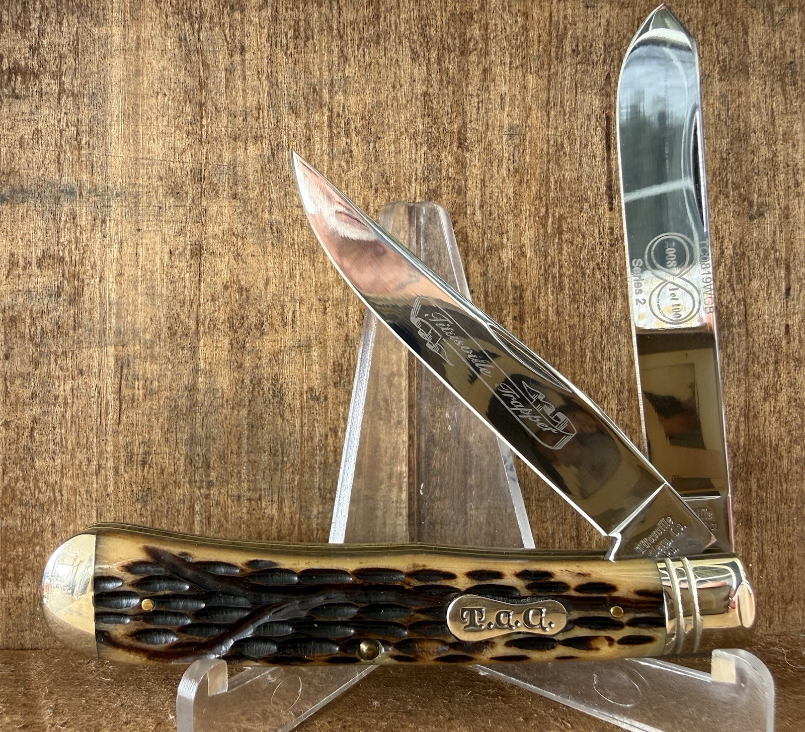 2008 TITUSVILLE CUTLERY QUEEN #19 TRAPPER 1 OF 100 ANT GREEN BONE BOX