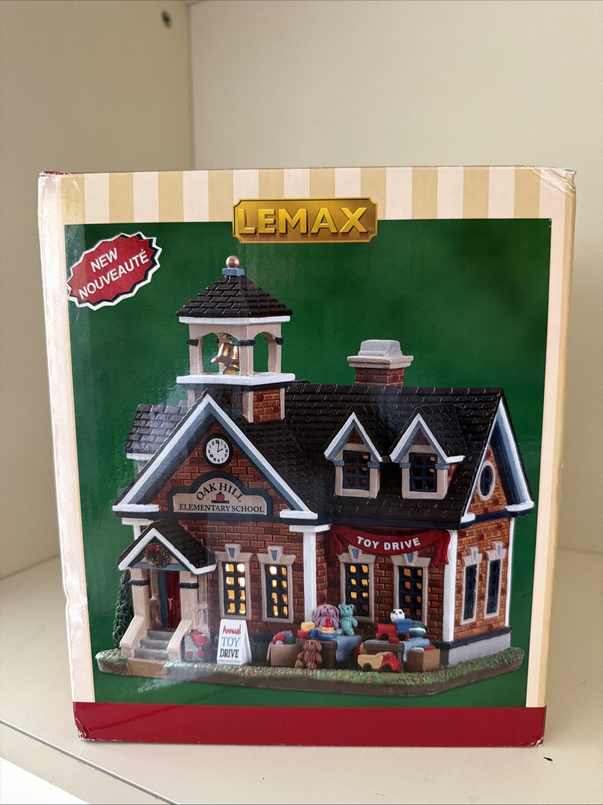 2018 Lemax Oak Hill Elementary School Toy Drive Village Collection NEVER OUT BOX