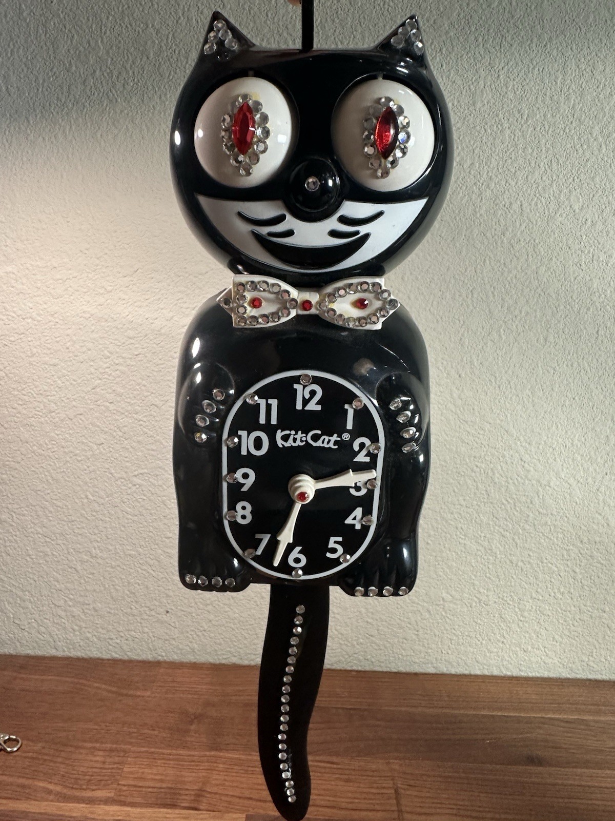 RARE Vintage Original BLACK Jeweled Animated Kit Cat Knock Clock Works RARE Vintage Original BLACK Jeweled Animated Kit Cat Knock Clock Works