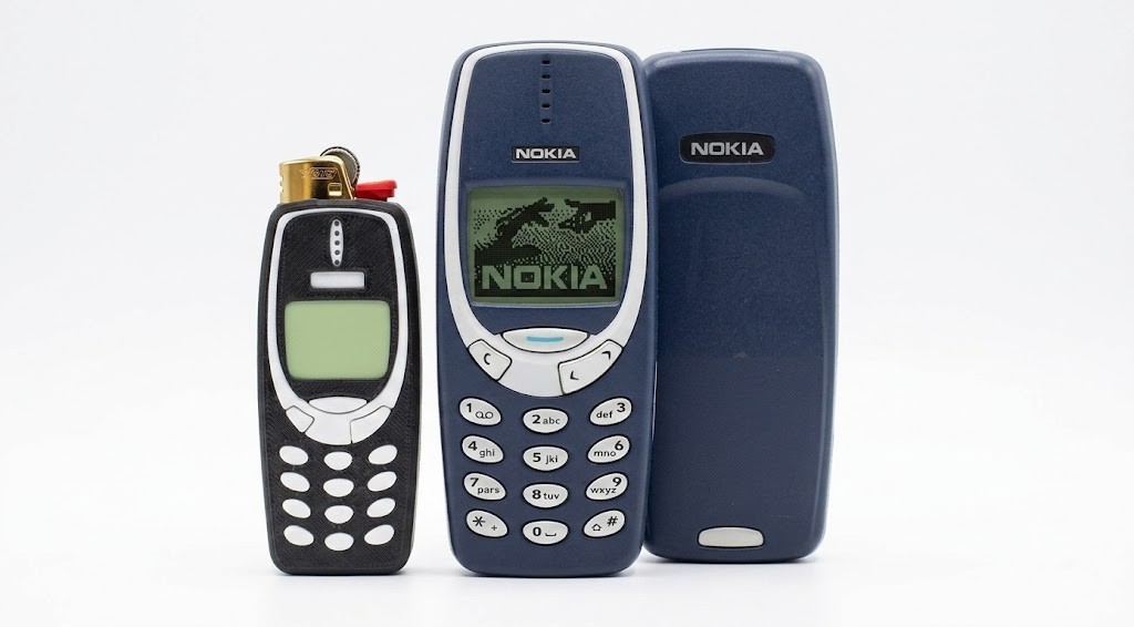 Nostalgic Y2K Nokia 3310 Replica Lighter Sleeve | Standard Bic Size J6