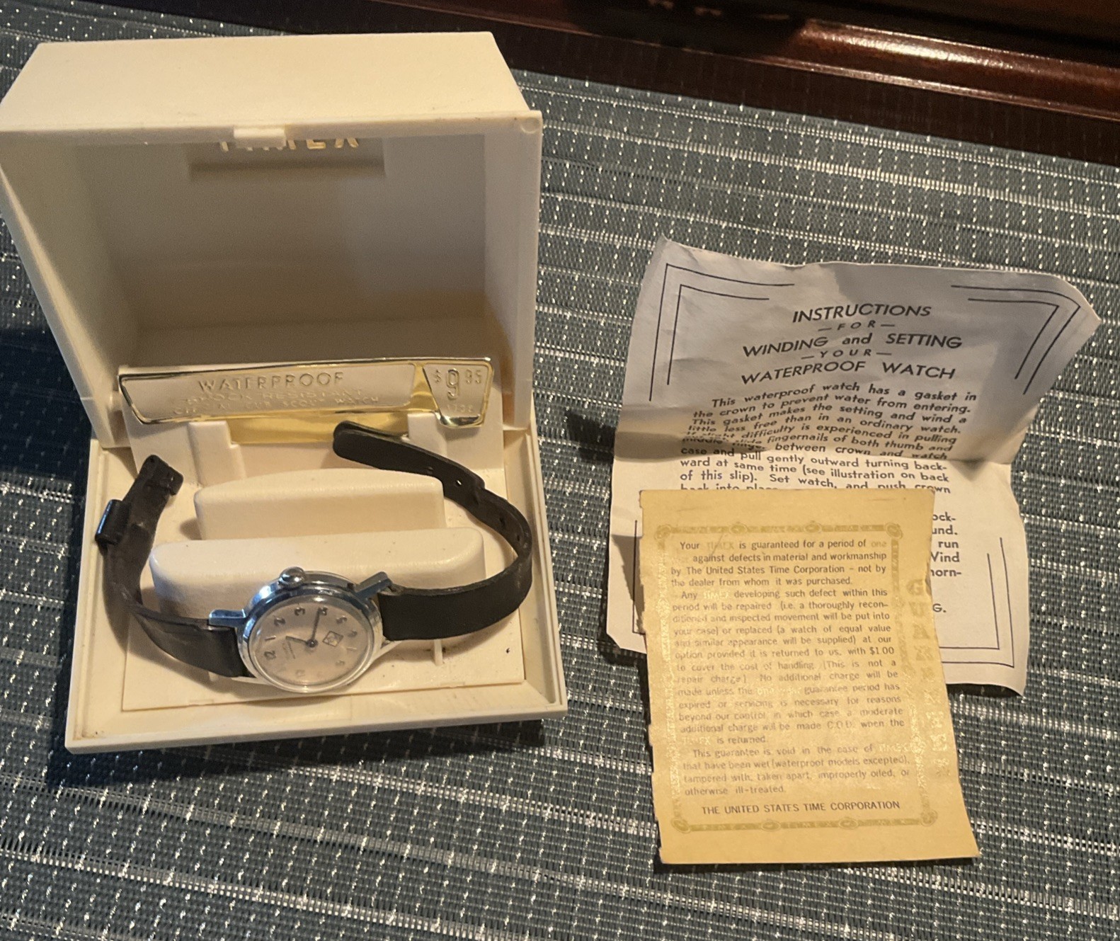 Vintage Timex Cub Scouts BSA Wristwatch W Original Box Running Read Desc Vintage Timex Cub Scouts BSA Wristwatch W Original Box Running Read Desc