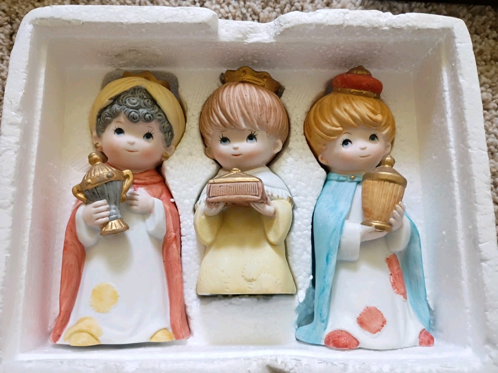 Vintage HOMCO Children Nativity Christmas Porcelain Set~ #5609~ 8 Pieces