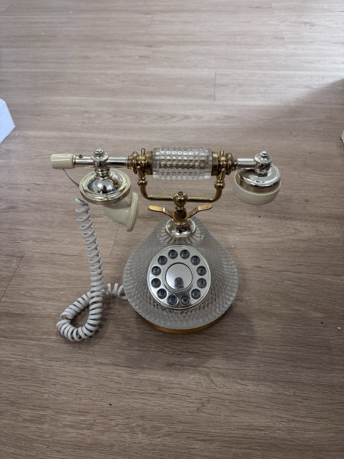 Vintage Crystal Cut Landline Phone Victorian Style TT Systems Gold Tone Vintage Crystal Cut Landline Phone Victorian Style TT Systems Gold Tone