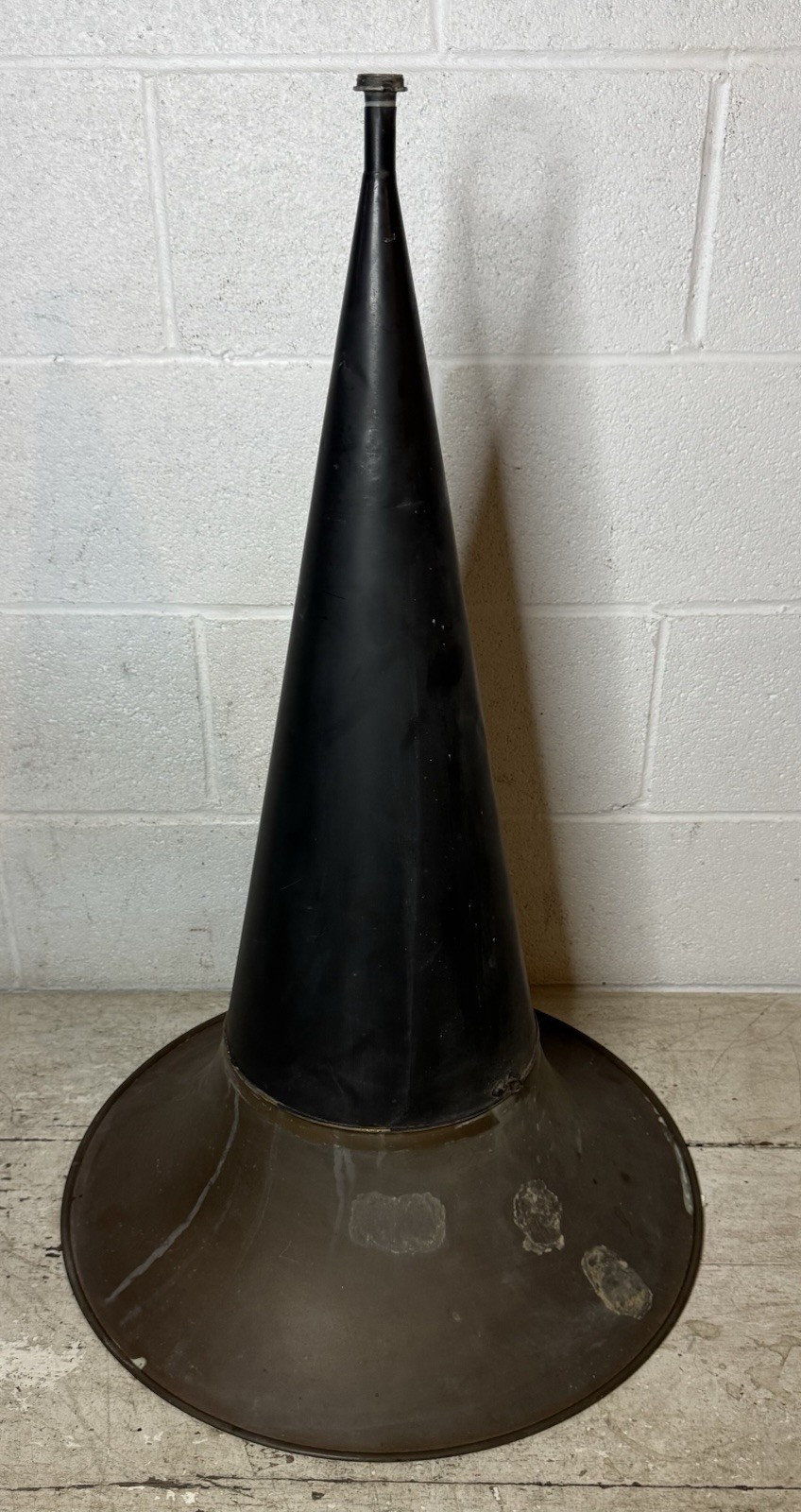Antique XL Brass Metal Witches Hat Cylinder Phonograph Horn Edison Columbia 32”