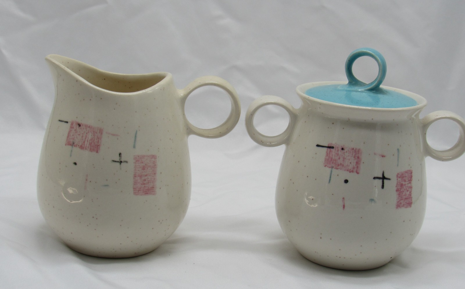 Vernonware Tickled Pink Cream/Sugar - Lid from Heavenly Days - Preowned