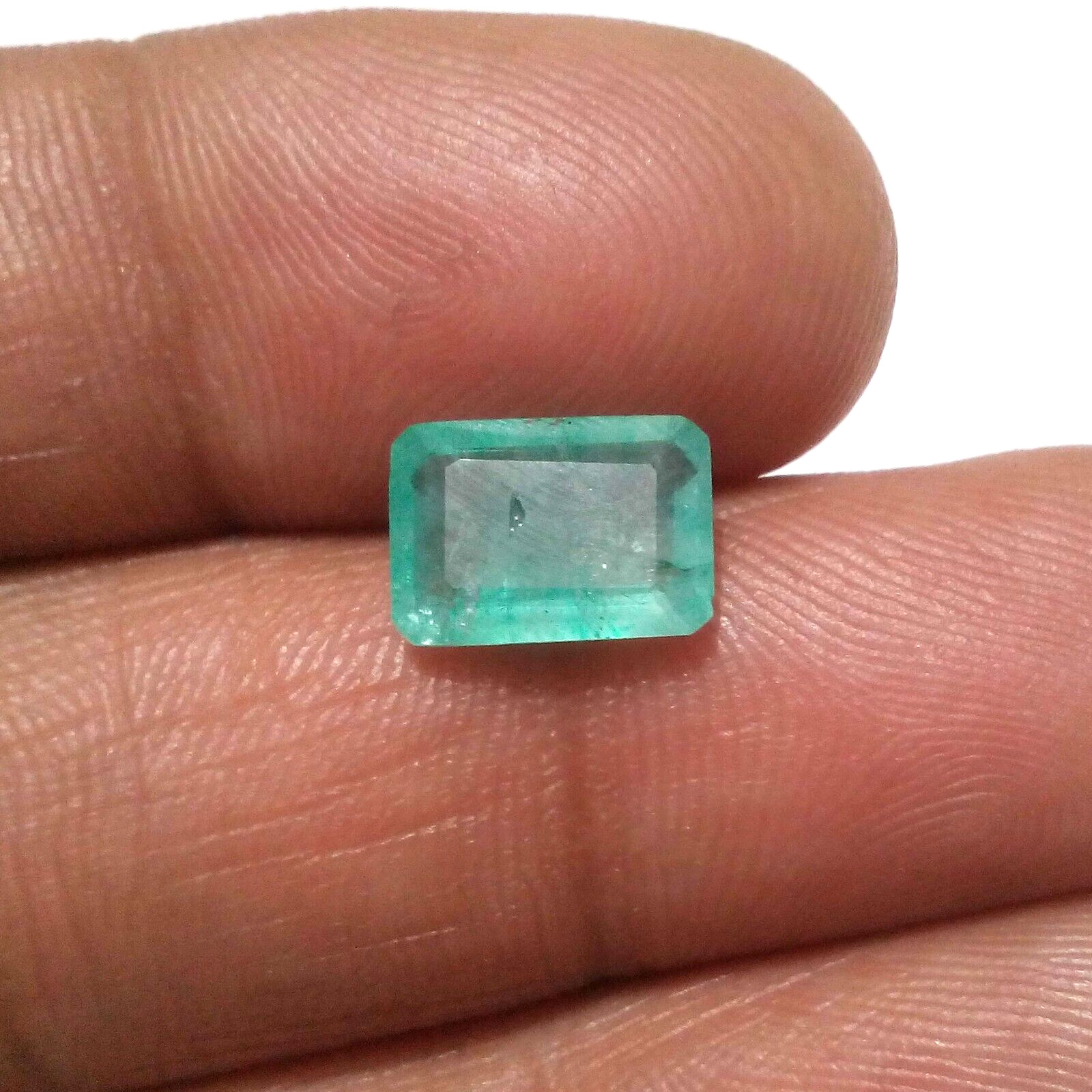 Excellent Colombian Emerald Faceted Emerald Shape 2.75 Crt Loose Gemstone