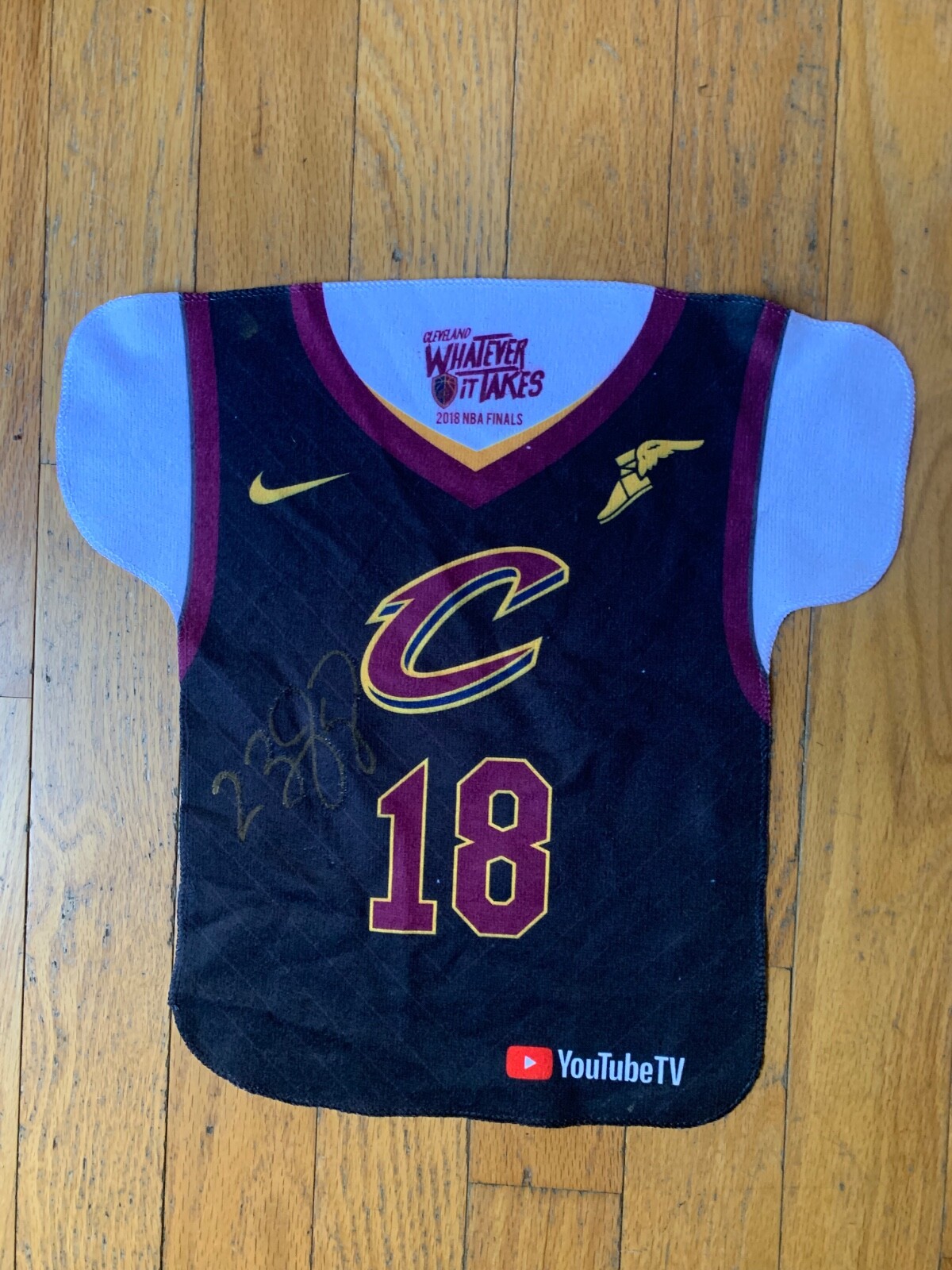 Autographed LeBron James Cleveland Cavaliers NBA Finals Towel 2018