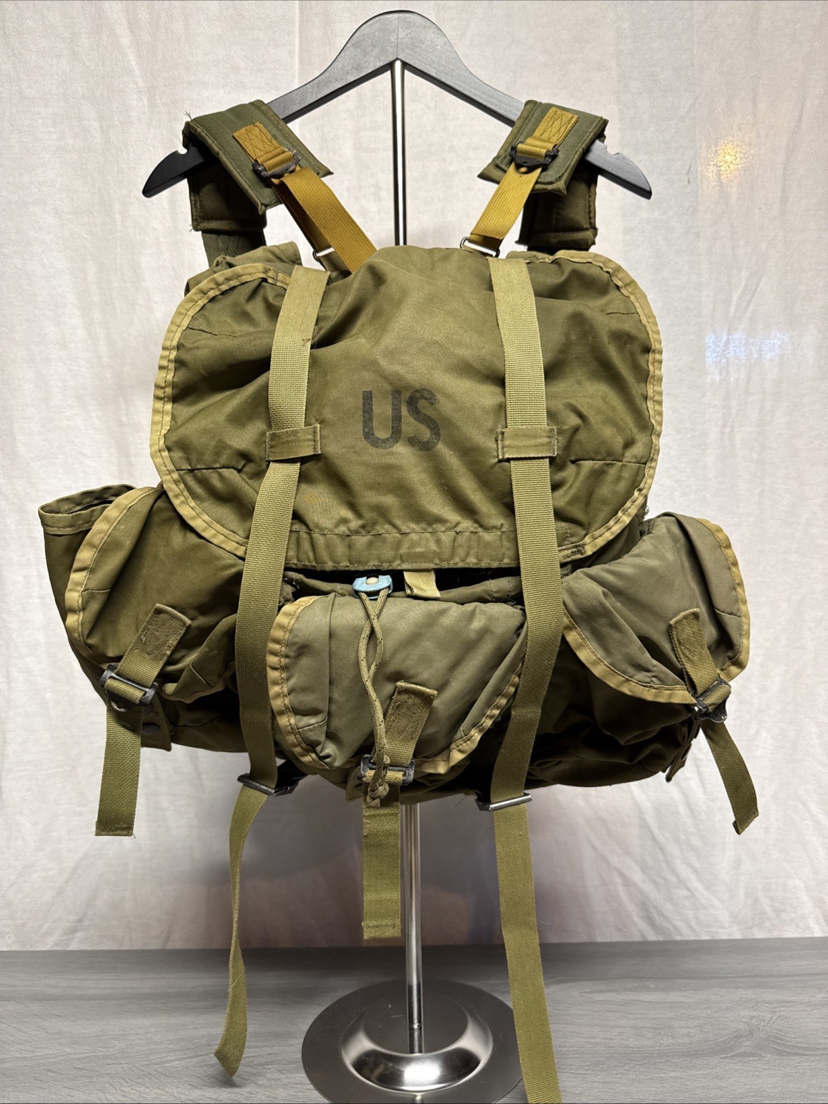 VTG Alice Pack Late Vietnam To Post Era Two Tone No Frame Medium Size WORN