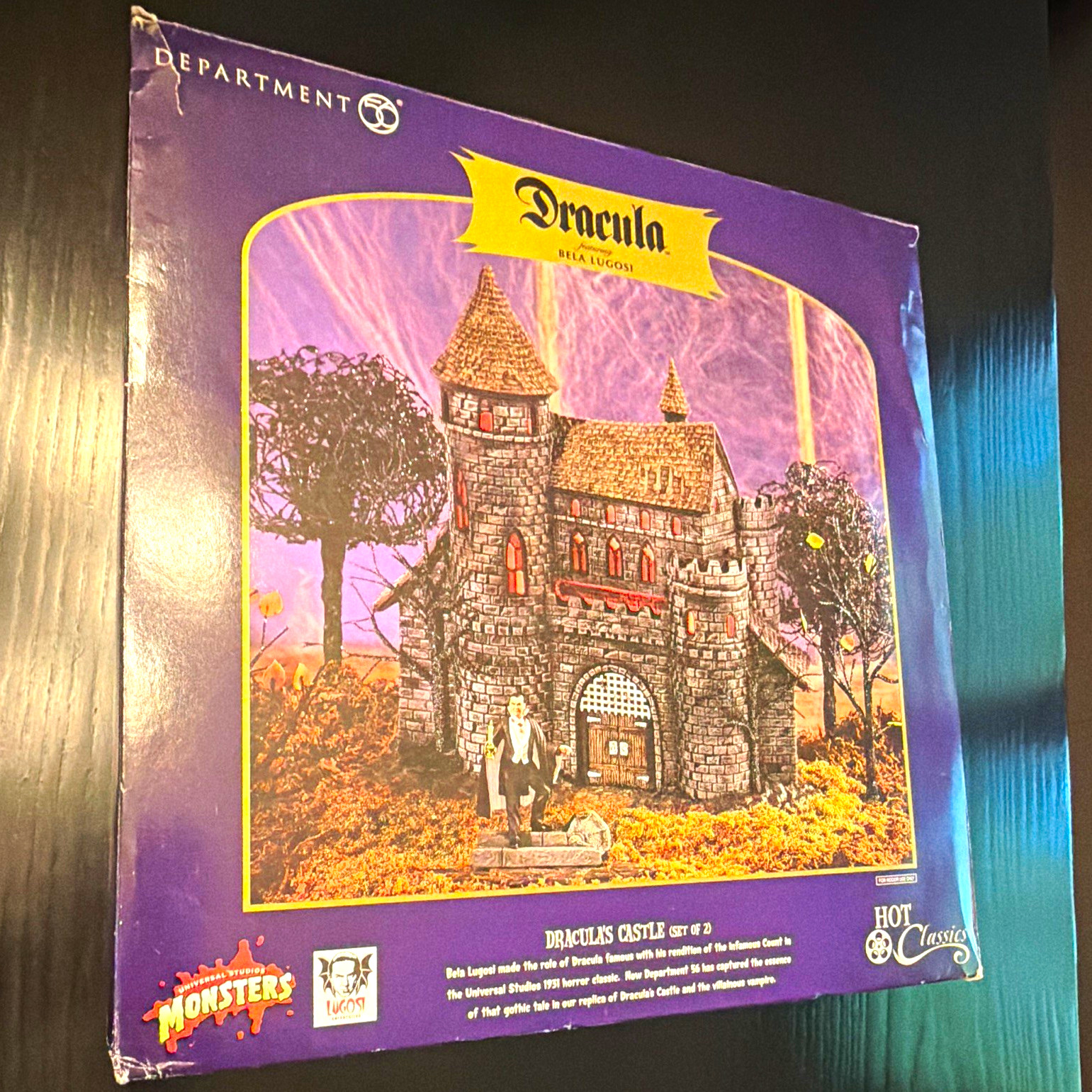 2002 Department 56 Hot Classics Dracula’s Castle Set of 2 Lighted Boxed
