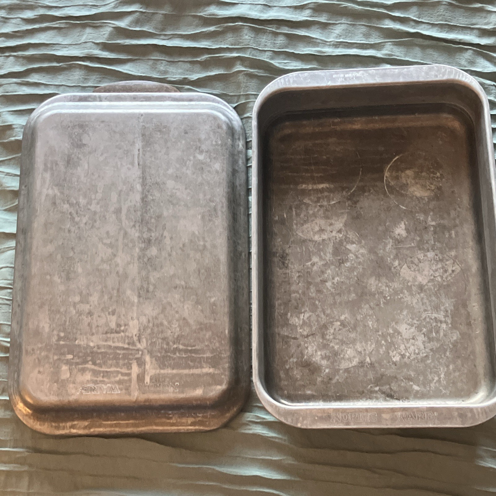 Vintage Nordic Ware 9x13x2.5 Aluminum Rectangle Roaster/Cake Pan w/Lid-USA Made