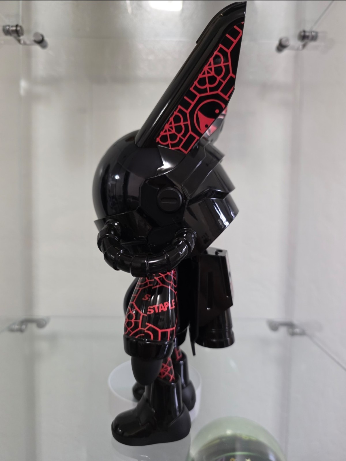 Robbi by Robbiart   Jeff Staple  Designer Figure 400% Limited Edition  Awesome