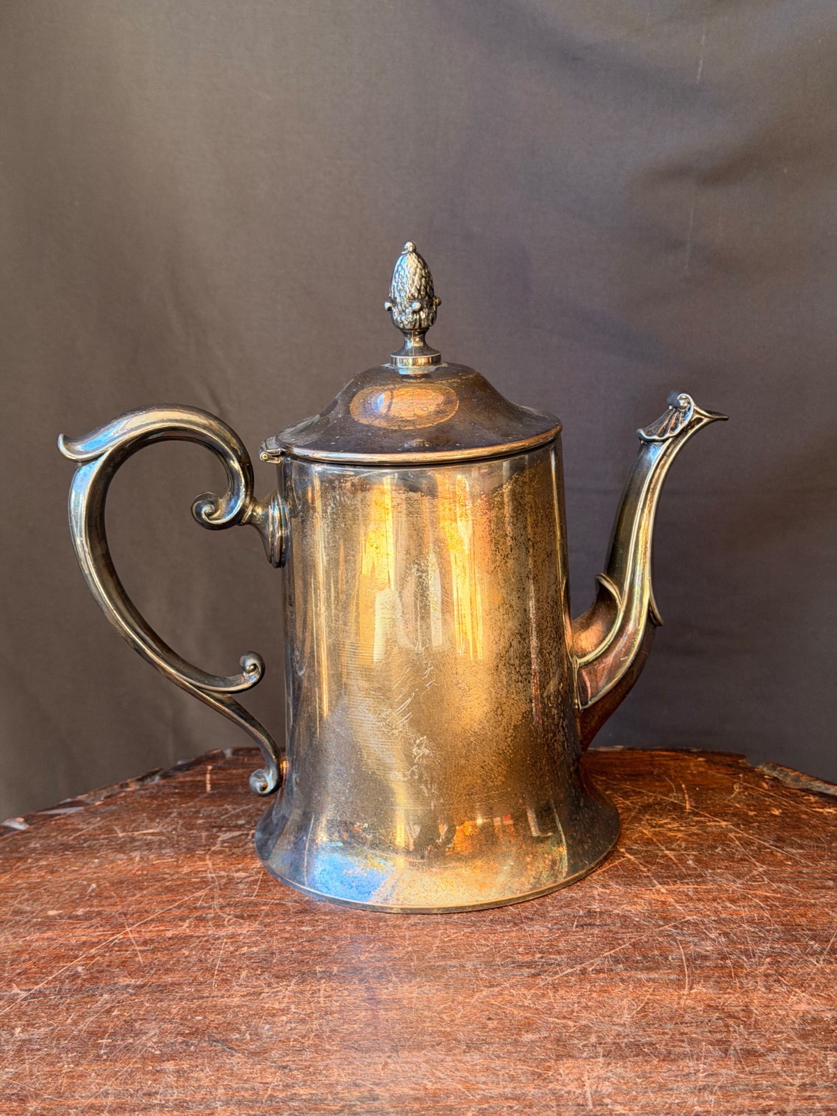 Vintage E.P.C. Lynn Silver Plate Coffee Pot Hinged Lid Pinecone Finial 8.4in