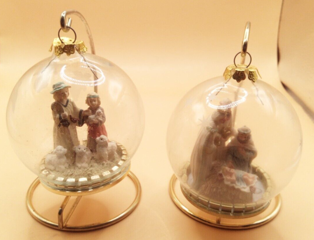 Lot of 2 Vintage House Of Lloyd Christmas Around The World Ornaments with Stand