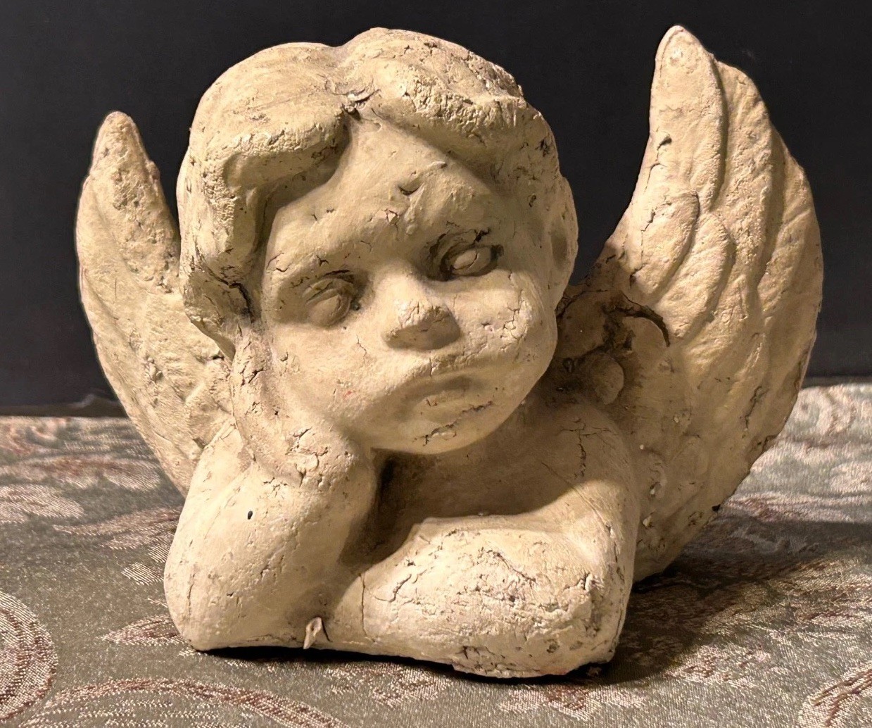 PLASTER CAST RESTING THINKING ANGEL WITH ANTIQUE FINISH DEST TOP  DECOR