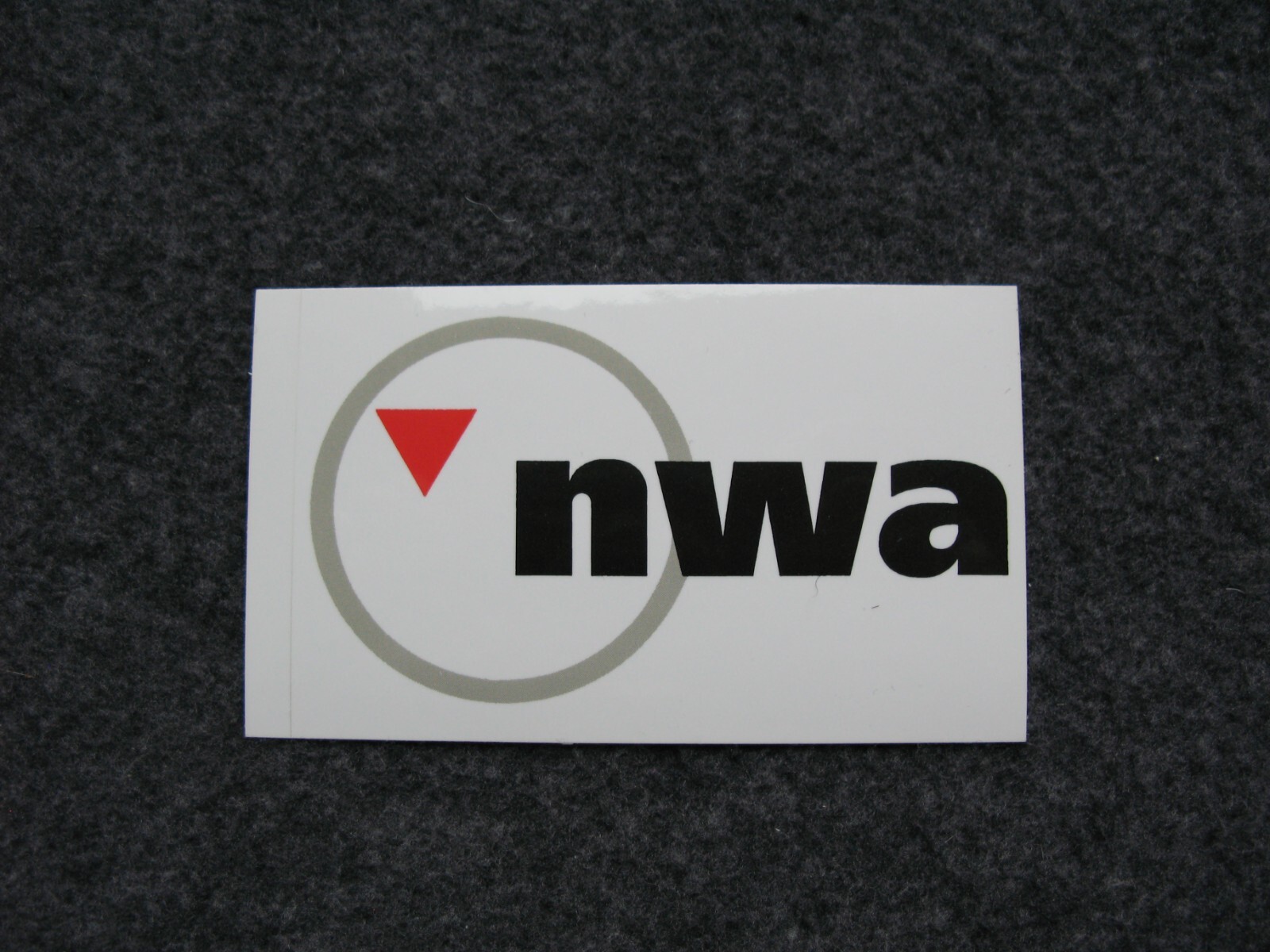 2 NORTHWEST AIRLINES  /  NWA  NEW LOGO STICKER.