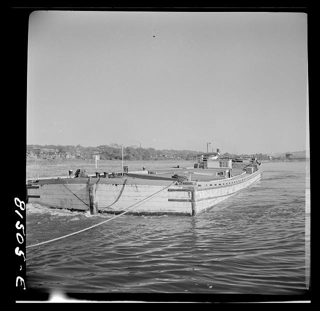 Photo:Erie Canal New York 1941 Barge Under Tow