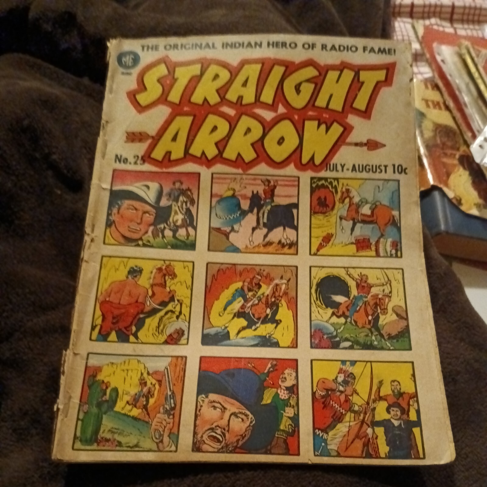 Straight Arrow - Comic Book - Issue # 25, Volume 1, Jul-Aug. 1952 -Magazine Ent. Straight Arrow - Comic Book - Issue # 25, Volume 1, Jul-Aug. 1952 -Magazine Ent.