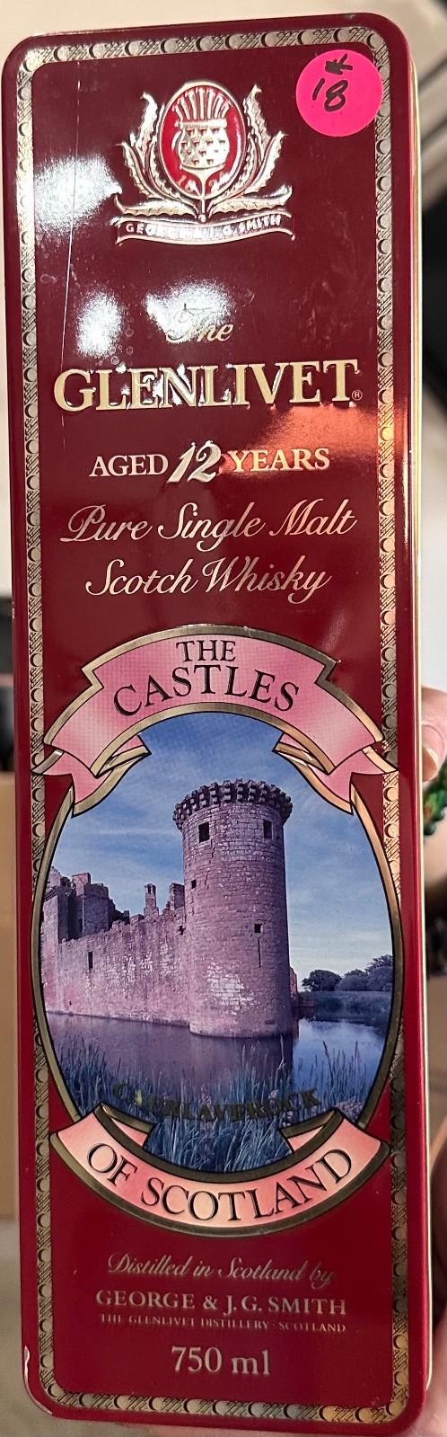 Vintage The Glenlivet 12 Year Scotch Whisky Tin Castles of Scotland Caerlaverock Vintage The Glenlivet 12 Year Scotch Whisky Tin Castles of Scotland Caerlaverock
