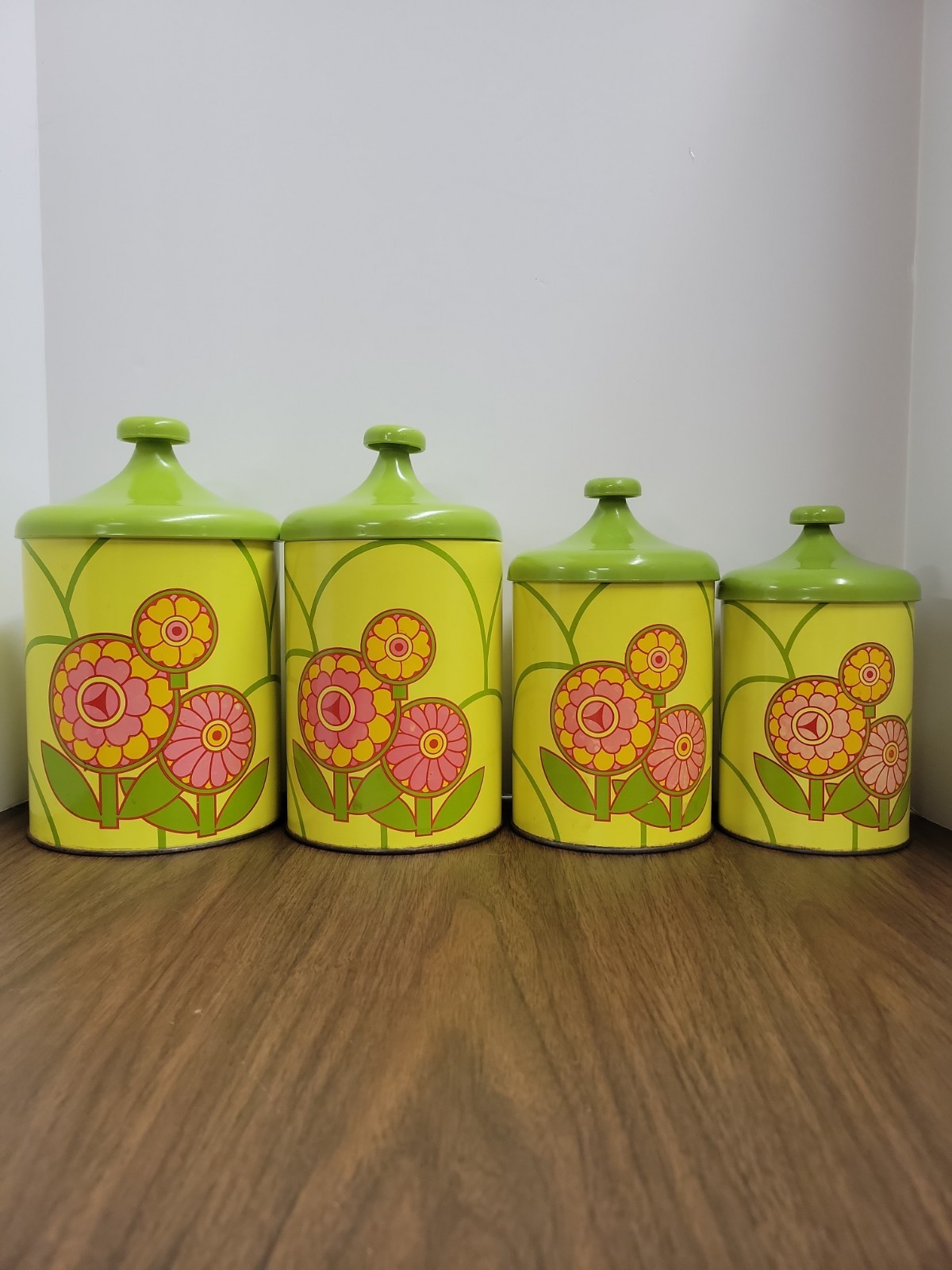 VTG Retro Pantry Queen Joan Stevens Metal Flower Power Canister Set USA (Read)