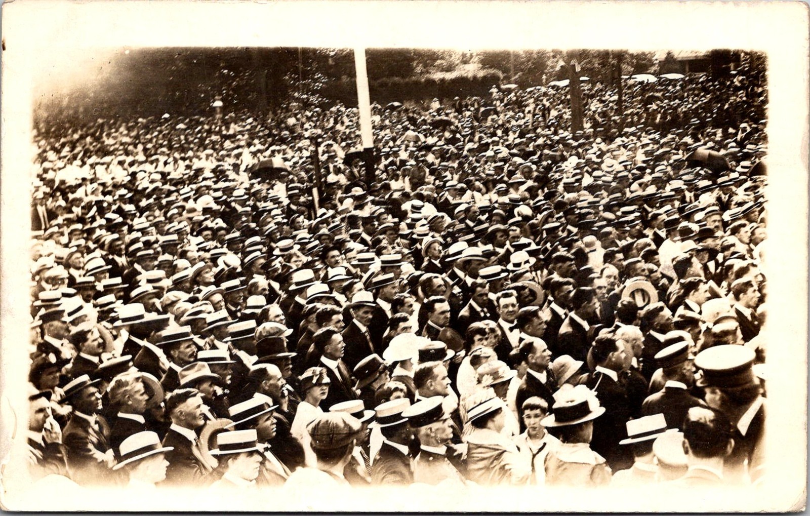 RPPC Large Outdoor Crowd Straw Hats Vintage Postcard 4P24-28 RPPC Large Outdoor Crowd Straw Hats Vintage Postcard 4P24-28