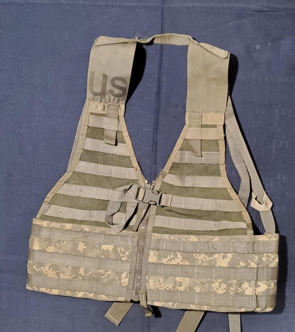 US Military ACU FLC Fighting Load Carrier LBV Tactical Vest Digital Camo MOLLE