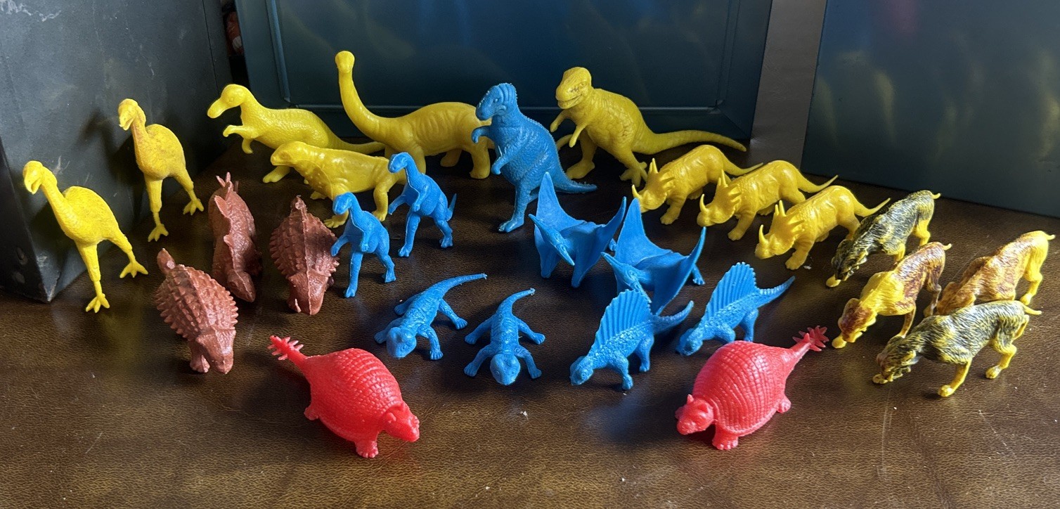 Vintage c1960s MARX or MPC Playset Dinosaurs Lot of 27 Figures