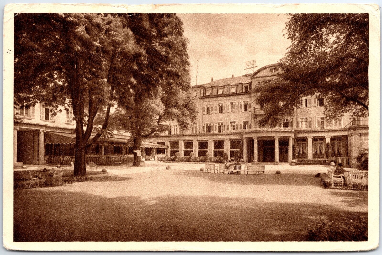 VINTAGE POSTCARD COURTYARD OF THE EUROPAHOF HOTEL IN HEIDELBERG GERMANY 1931