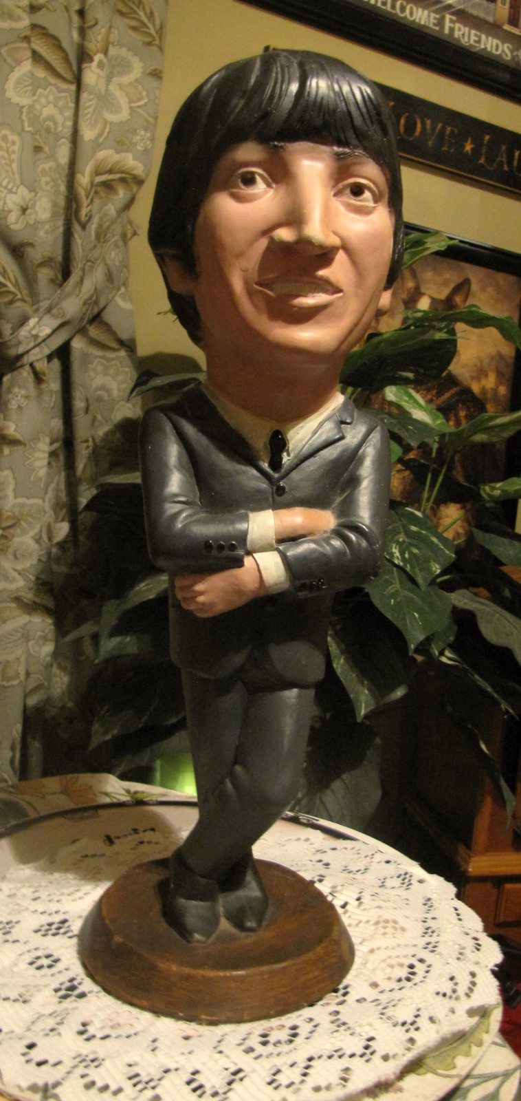 READ DESCRIPTION  Vintage 1984 Esco JOHN LENNON Chalkware statue / figure.