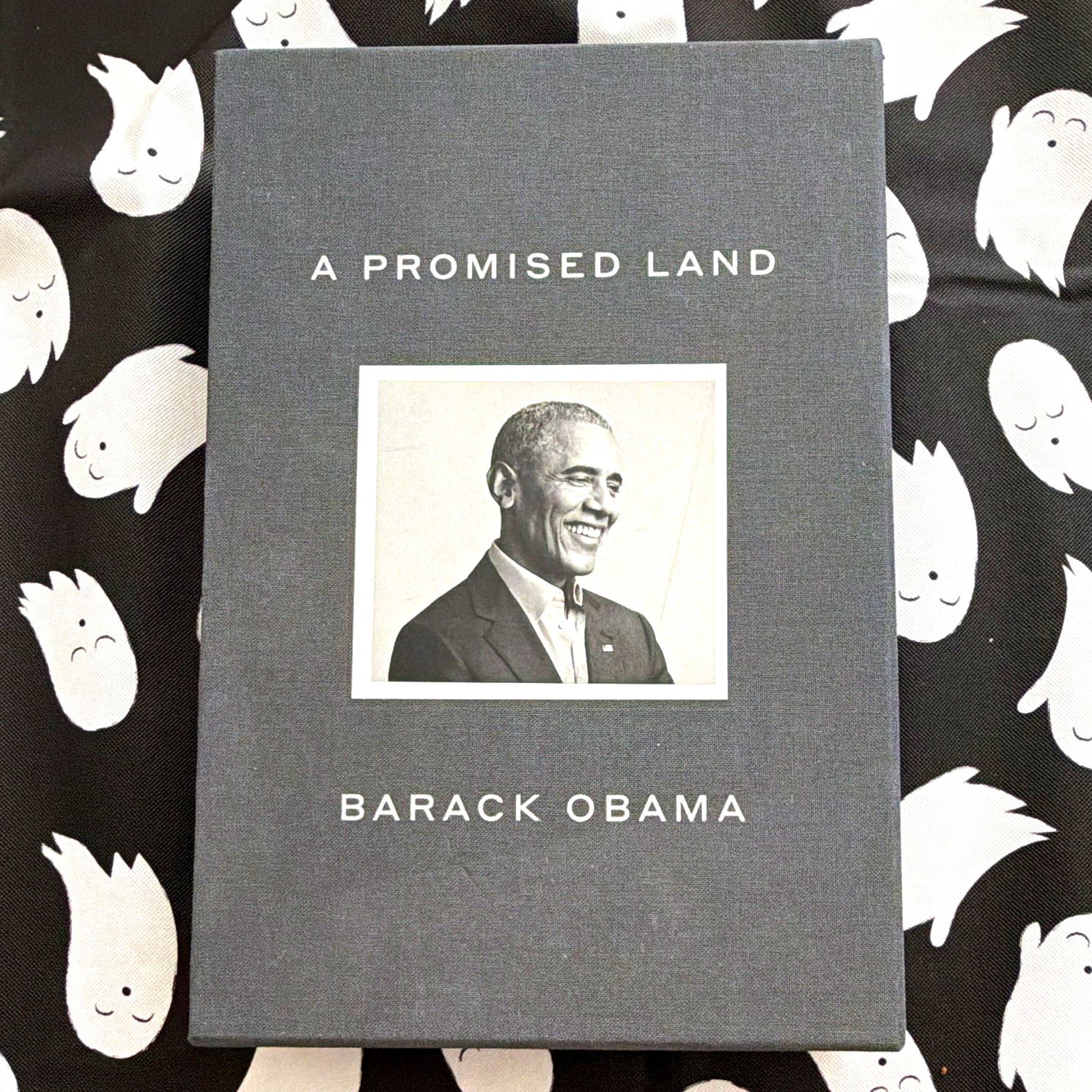 Barack Obama Signed Autograph A Promised Land Hardcover Book