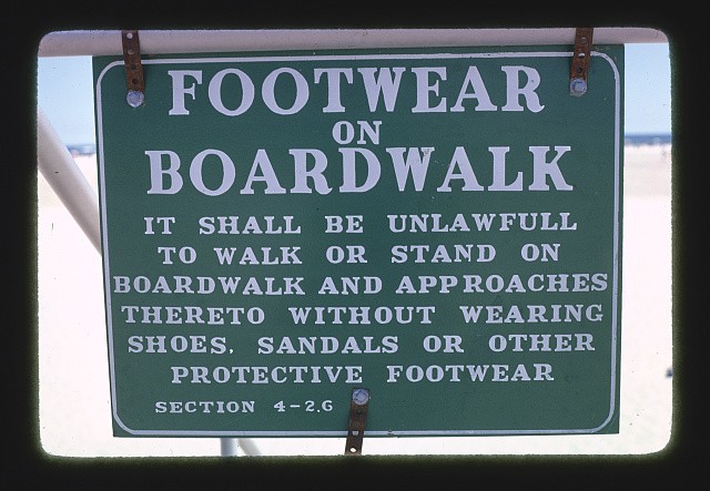 Photo:Wildwood New Jersey 1900s Boardwalk Footwear Rule Sign