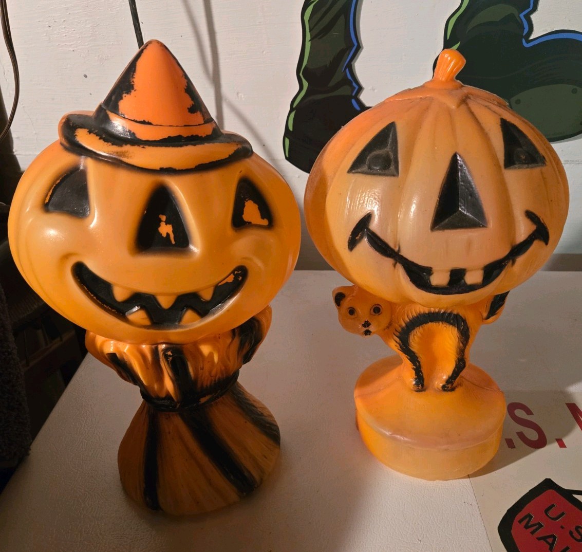 VTG 60S EMPIRE HALLOWEEN BLOW MOLDS  LOT OF 2  JACK-O-LANTERN 14