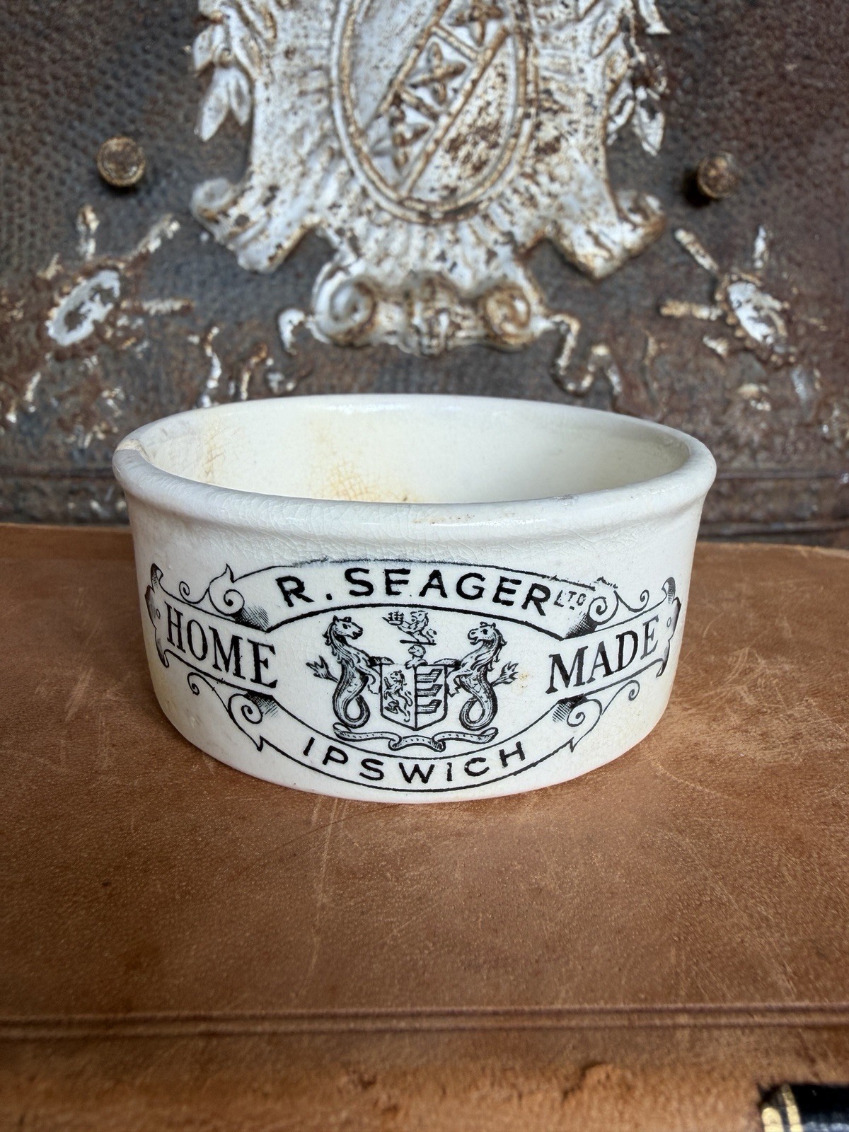 R. SEAGER  Home Made- Ipswich  Potted Meat-Antique English Advertising Pot c1900
