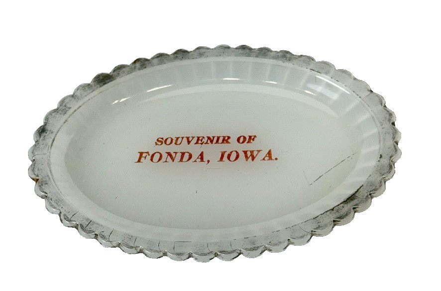 FONDA IA IOWA Antique Depression Milk Glass Souvenir Trinket DISH FONDA IA IOWA Antique Depression Milk Glass Souvenir Trinket DISH