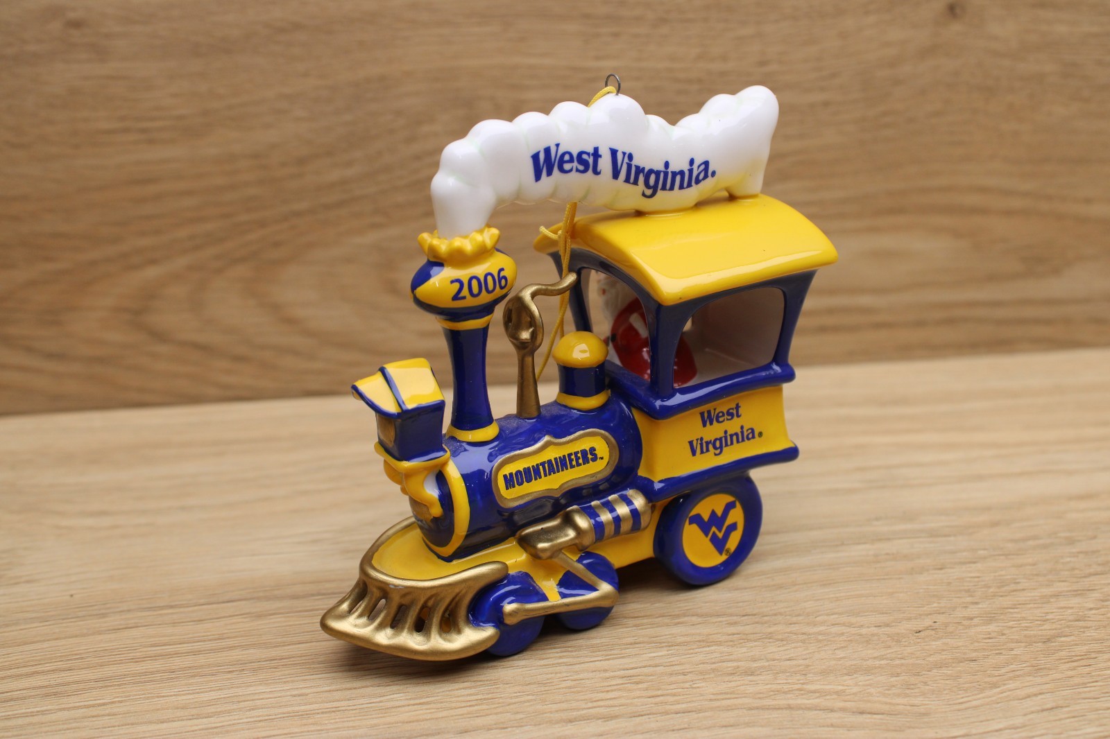 Danbury Mint West Wirginia WVU Mountaineers 2006 Holiday Express Ornament