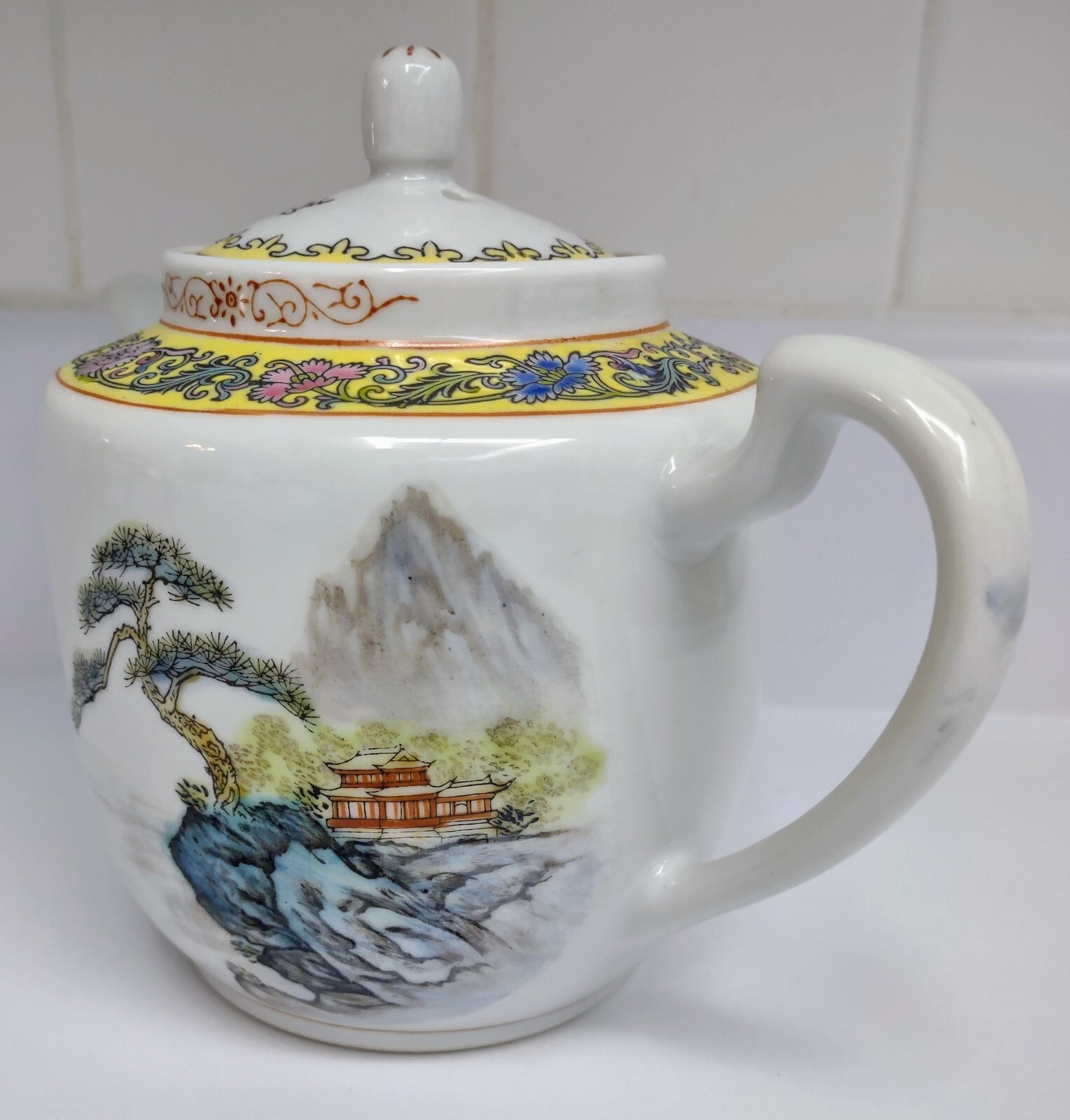 Vintage Oriental Chinese Porcelain 4 Cup Teapot