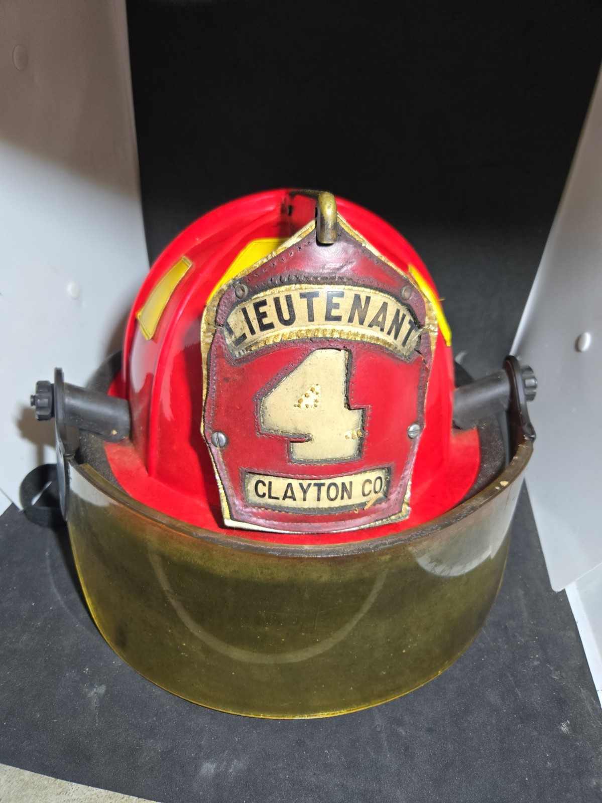 Vintage 1999 Cairns 1010 Firefighter Helmet Service Used w/ Shield Clayton Co Lt