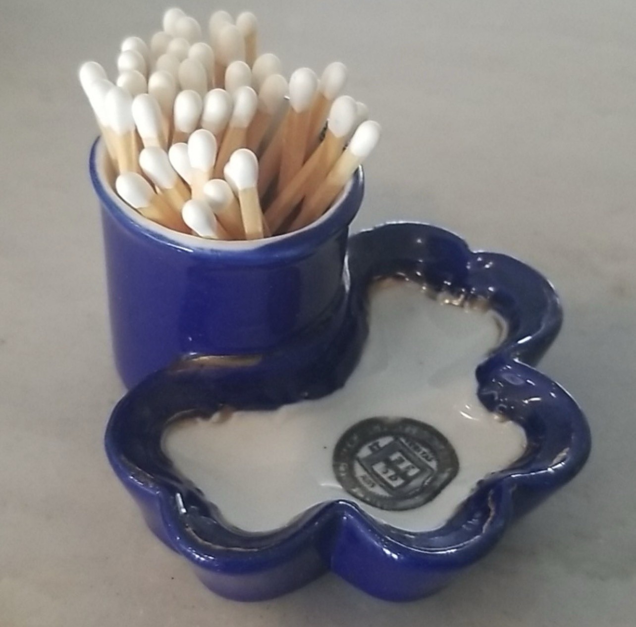 1902 Yale University Ashtray Match Holder Cobalt Blue/White “Lux et Veritas”