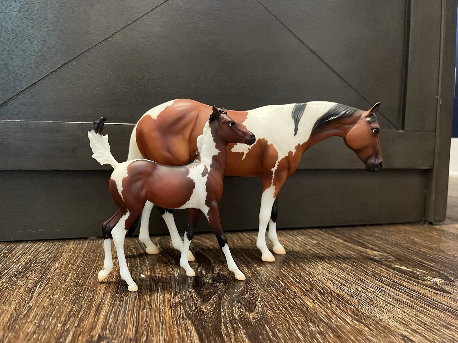 Breyerfest 2022 Special Run Elbe & Spree Mare and Foal Set Breyerfest 2022 Special Run Elbe & Spree Mare and Foal Set