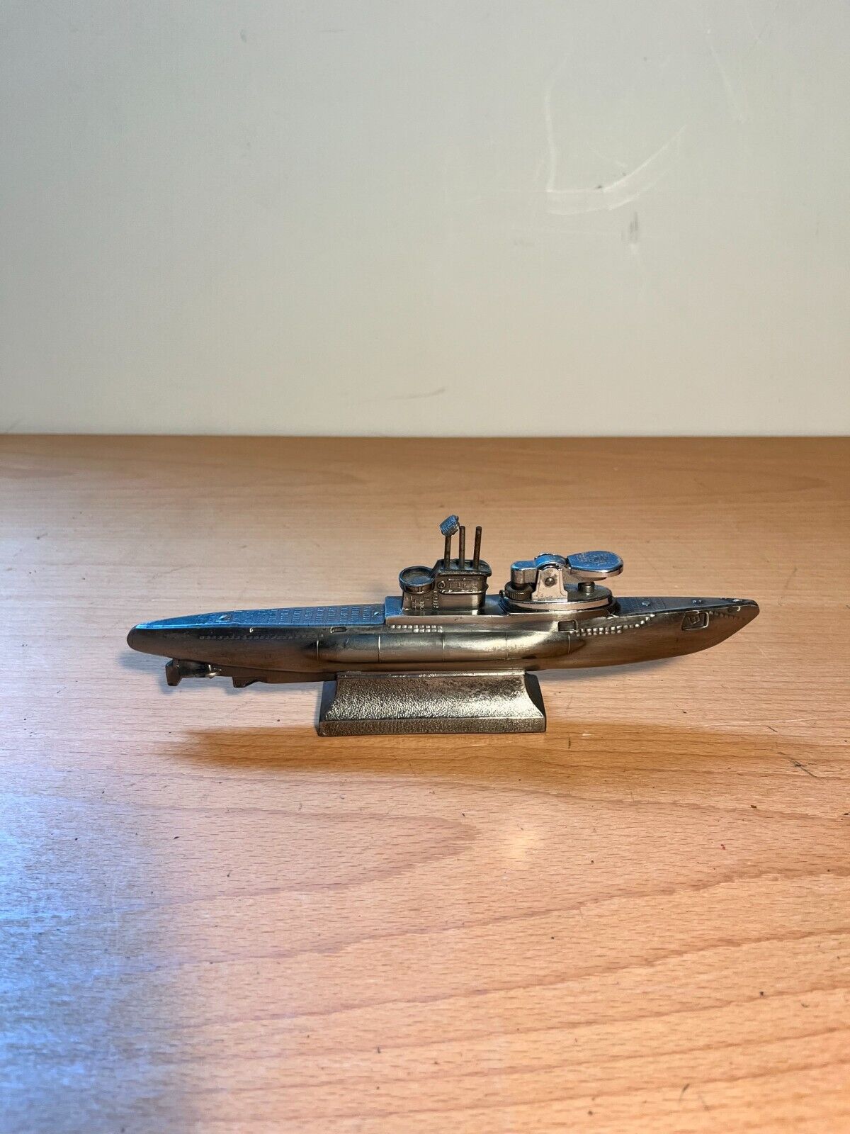 WW 11 German U-Boat 581 Submarine Lighter Japan Silver / Chrome