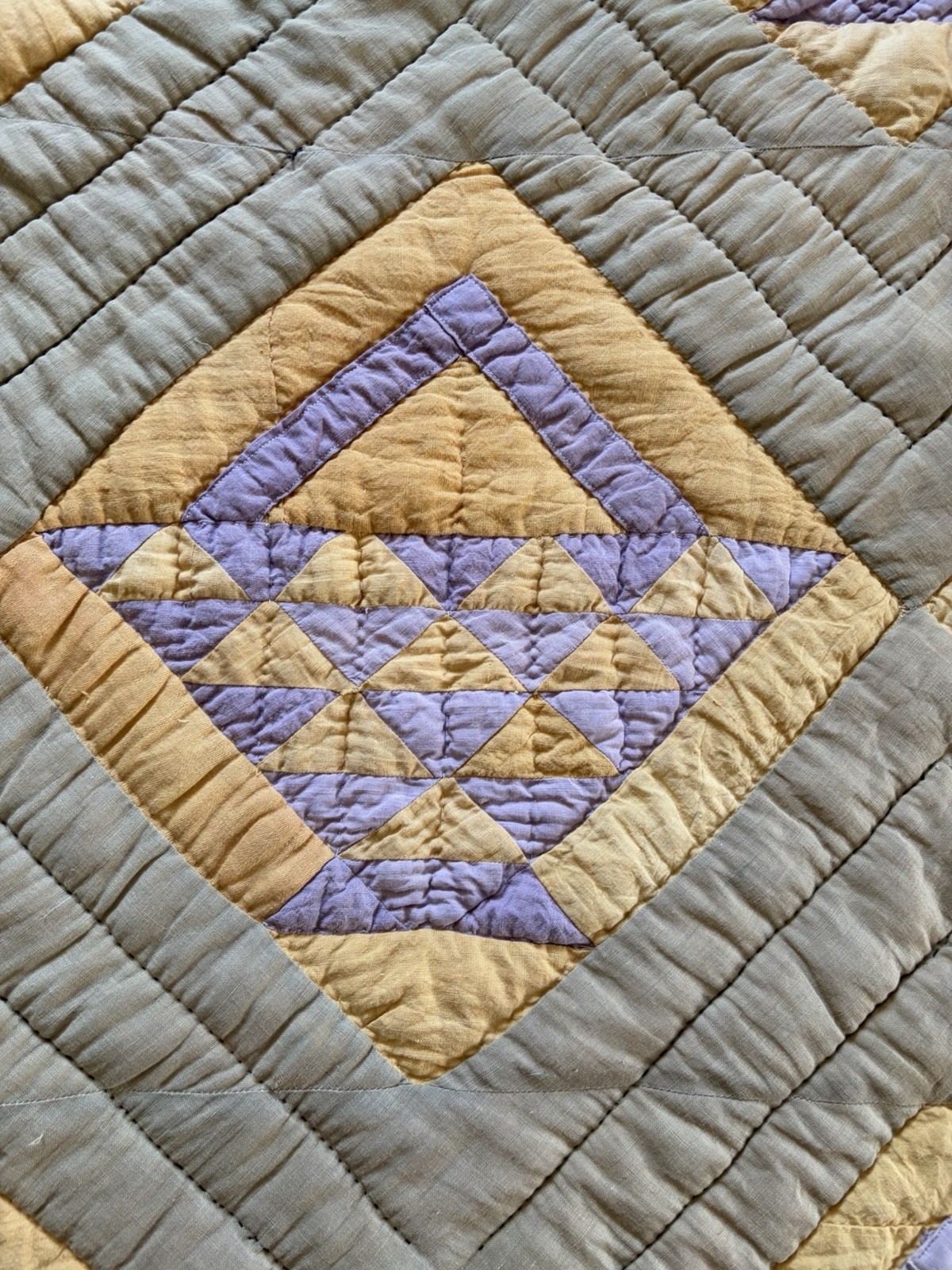 Antique/Vintage Amish Style Quilt Hand Pieced & Quilted Basket Pattern Thick