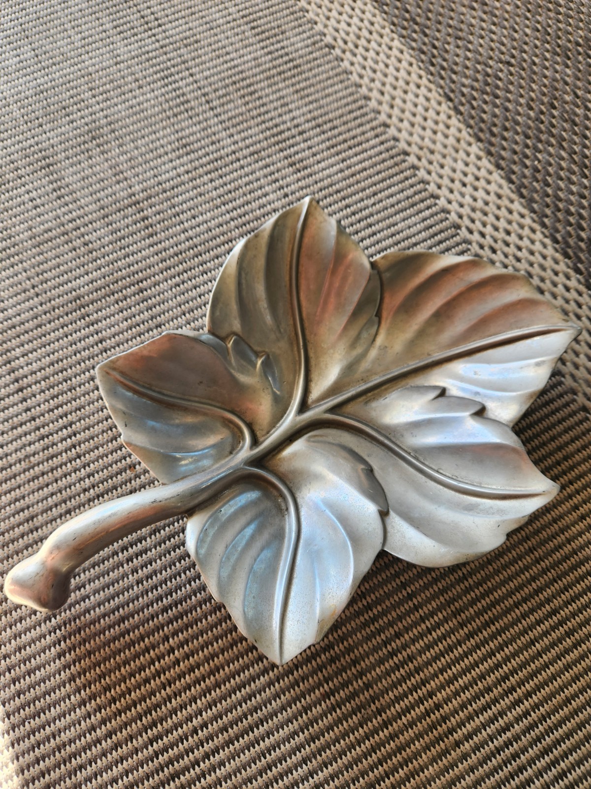 Vintage Pewter Pewter Pewtercraft Hand Hammered Footed Leaf Dish Tray Signed 12\
