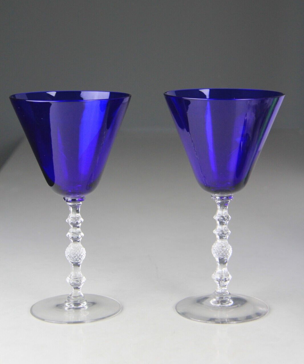 SET OF 2 VINTAGE CAMBRIDGE COBALT BLUE #3122 CLEAR STEM WINE GLASSES - RARE