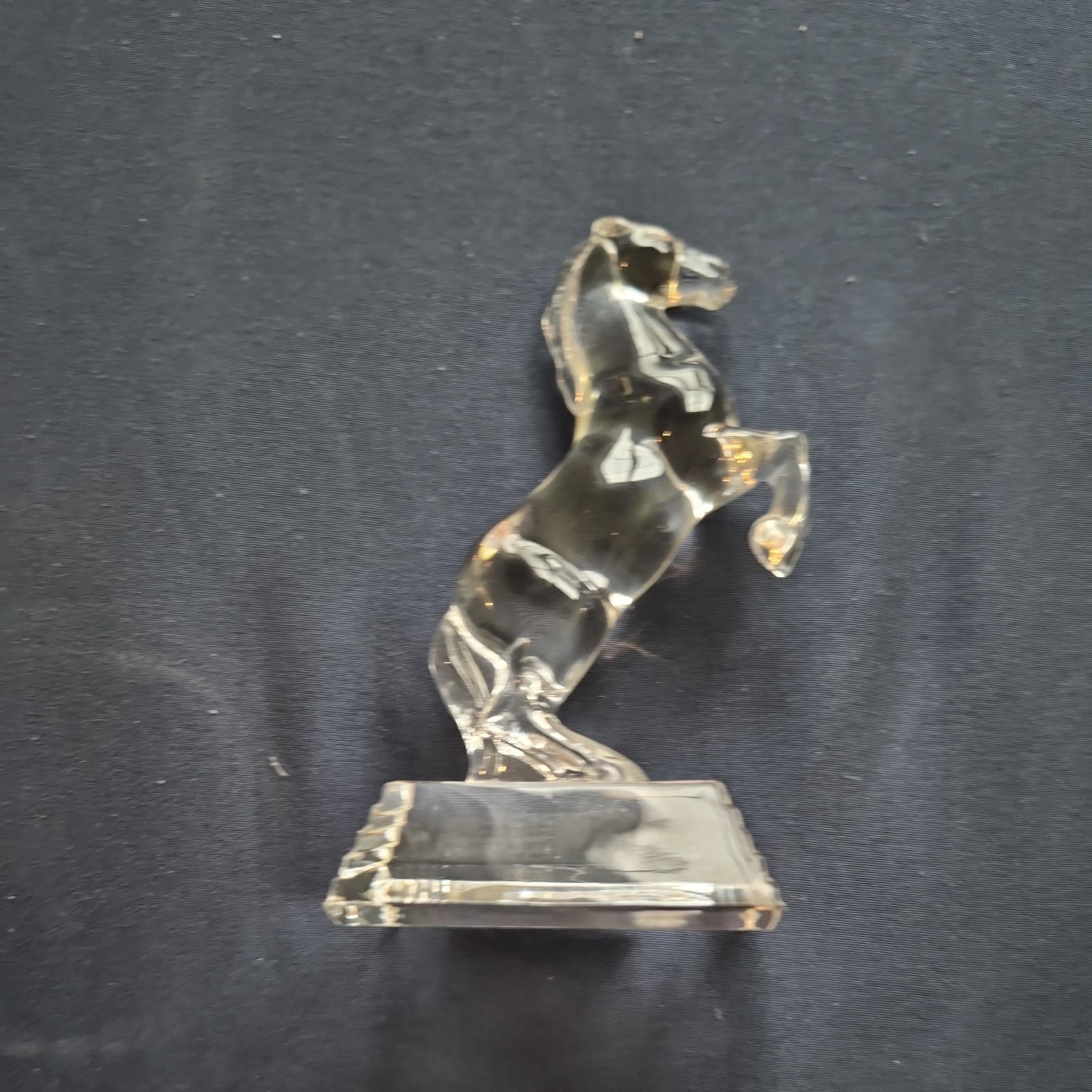 NACHTMANN STALLION (935) CRYSTAL WILD MUSTANG HORSE FIGURINE SCULPTURE - GERMANY NACHTMANN STALLION (935) CRYSTAL WILD MUSTANG HORSE FIGURINE SCULPTURE - GERMANY