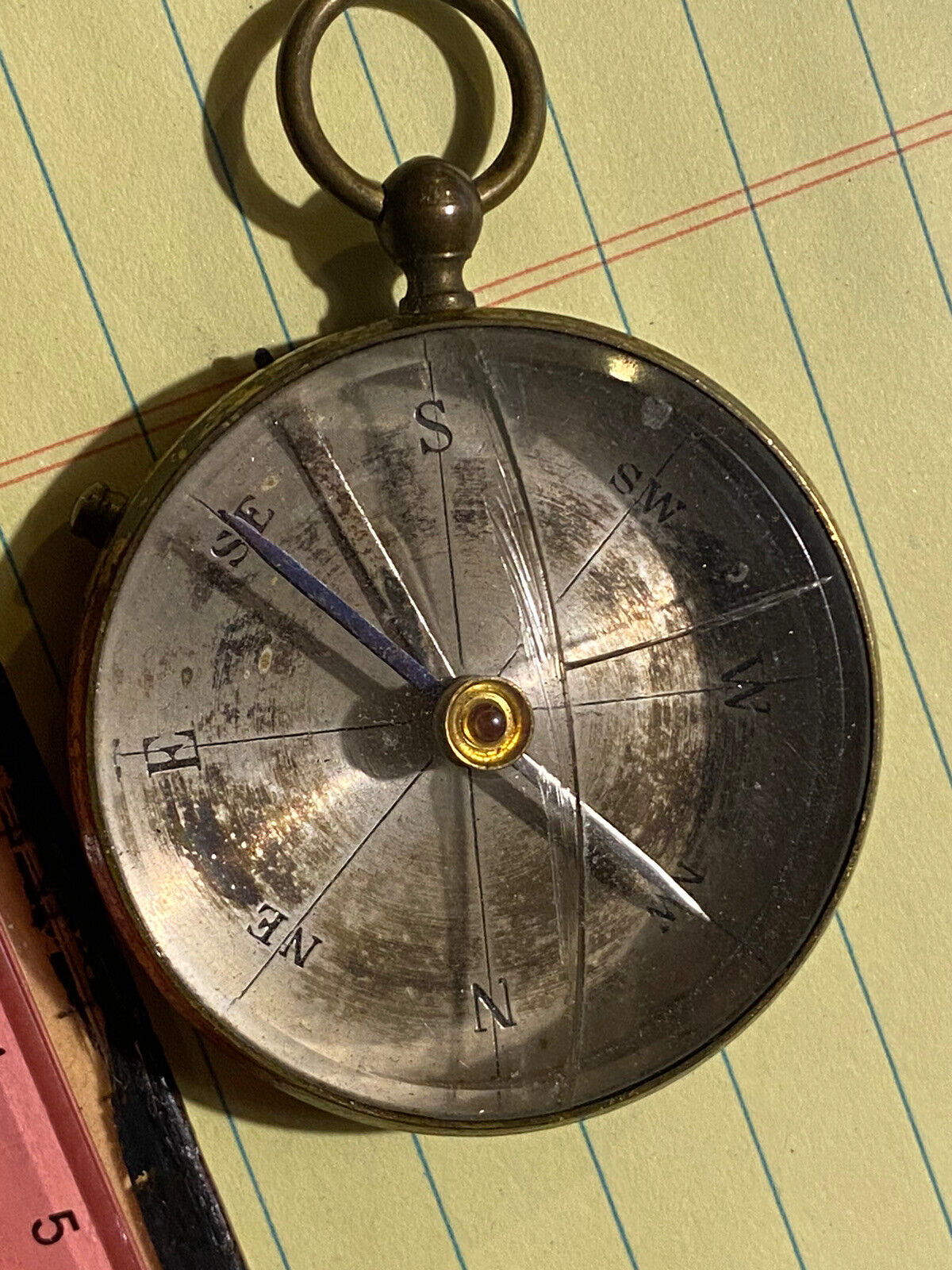 VINTAGE COMPASS - COUNTRY OF ORIGIN UNKNOWN - WITH CRACKED GLASS