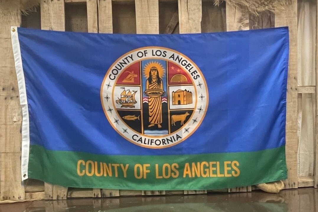 Annin Flags Extra Large County of Los Angeles California Flag 11 ft X 7 FT