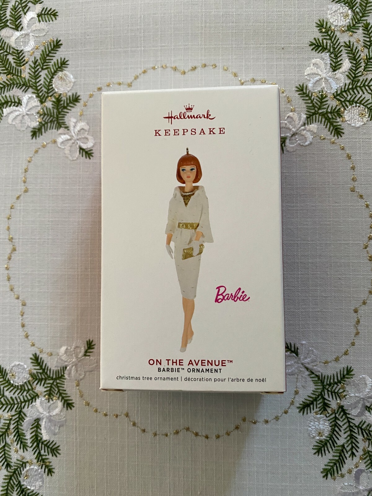 BARBIE 2019 BARBIE ON THE AVENUE Hallmark Ornament NRFB MIB BARBIE 2019 BARBIE ON THE AVENUE Hallmark Ornament NRFB MIB