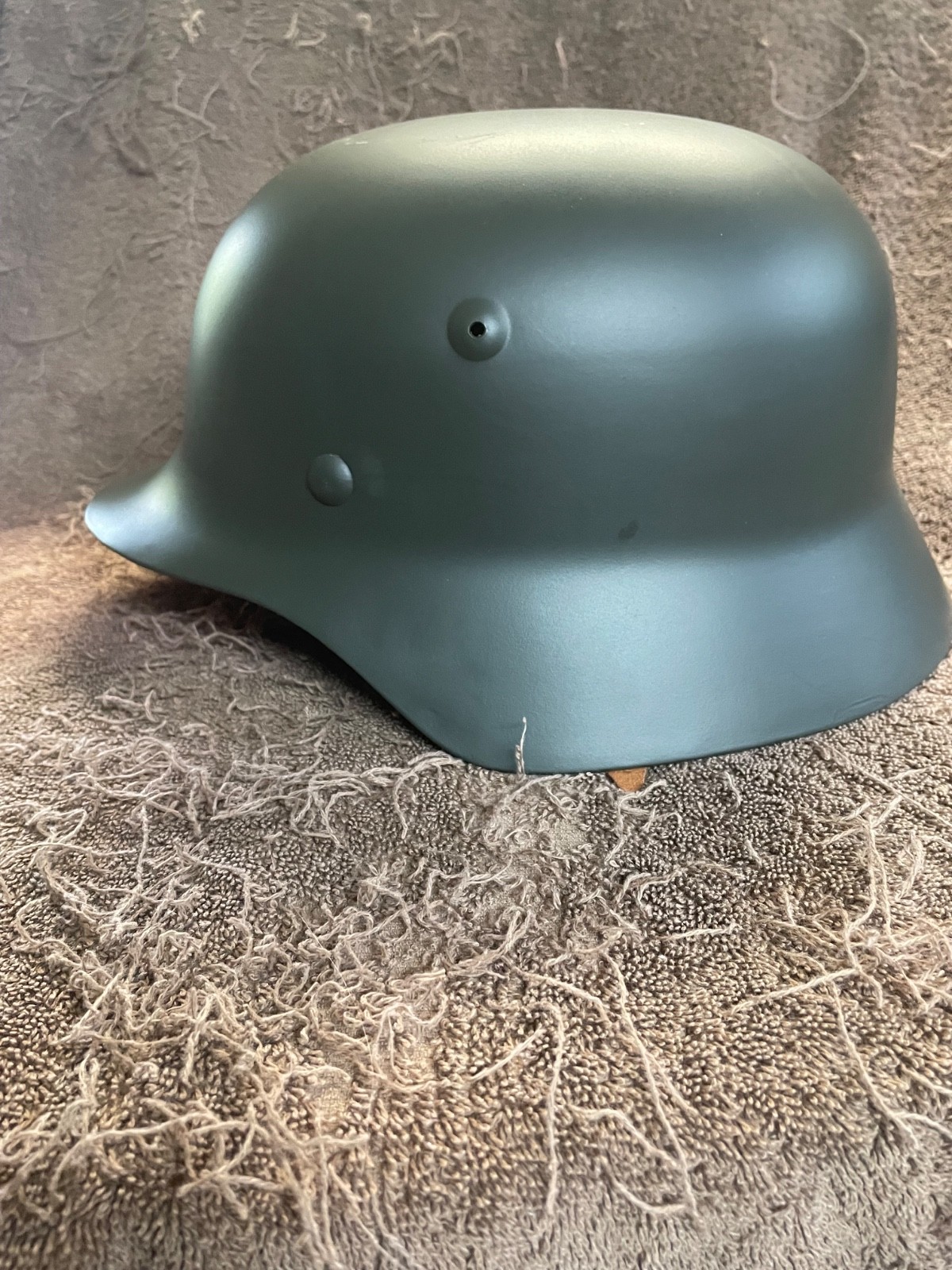 WW2 GERMAN STEEL HELMET