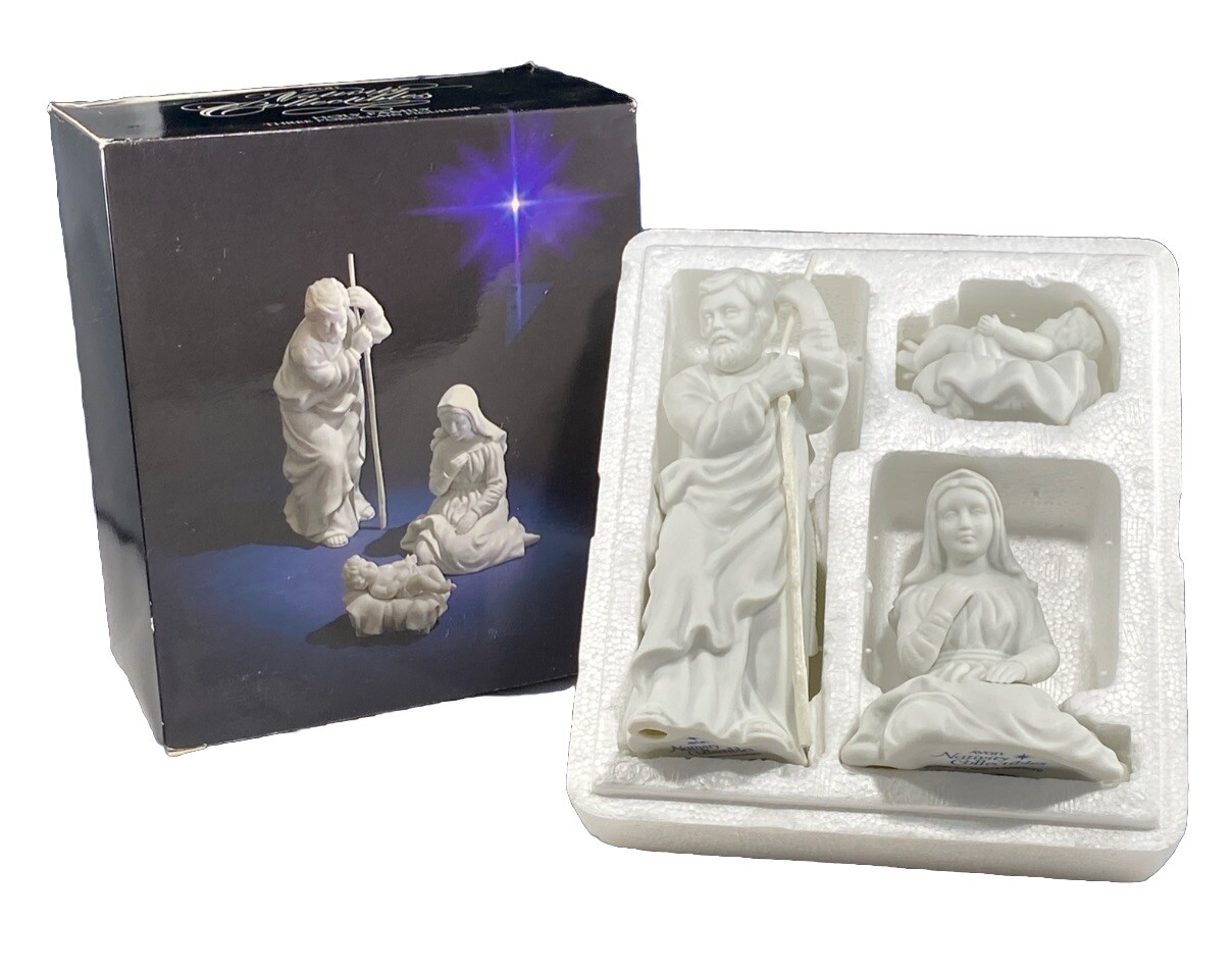 Vintage 1981 Avon Nativity Collectible Holy Family Mary Joseph Baby Jesus Manger
