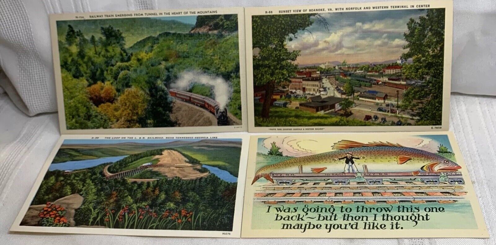 Four(4) Vintage Linen Railroad Unused Railroad Postcards L & N N & W